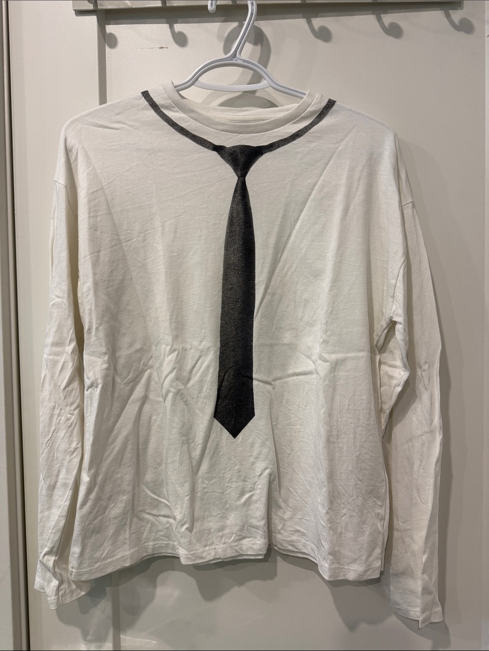 Zara White Long Sleeve Tee with Printed Black Tie